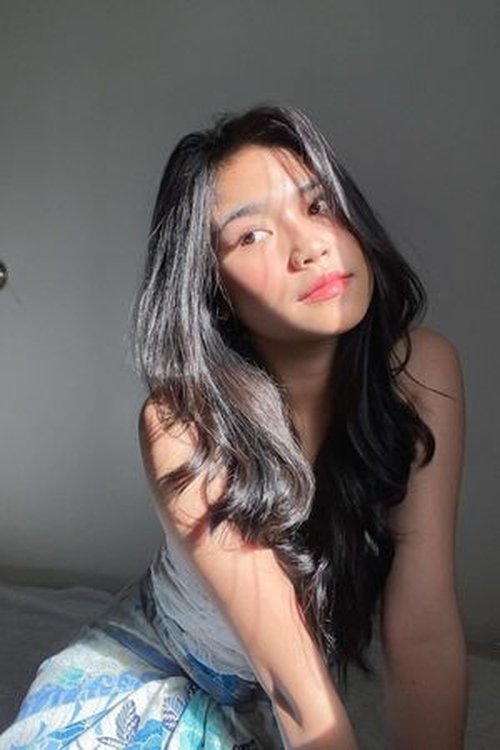 Ajeng Fauziah as Niken