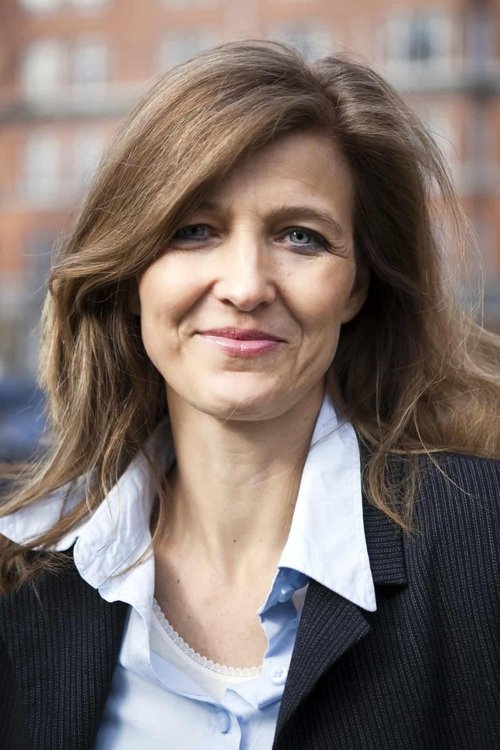 Charlotte Cappi Grunnet as Studenterpræst, Frederiksberg