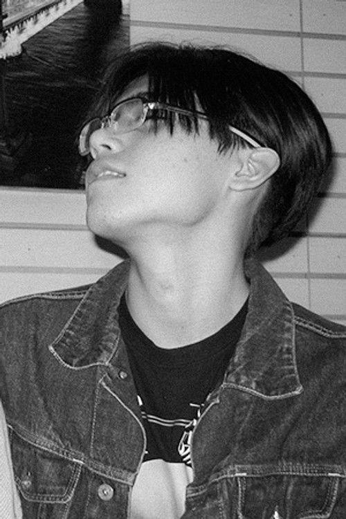 Jorge Villanueva as Amante (voz)