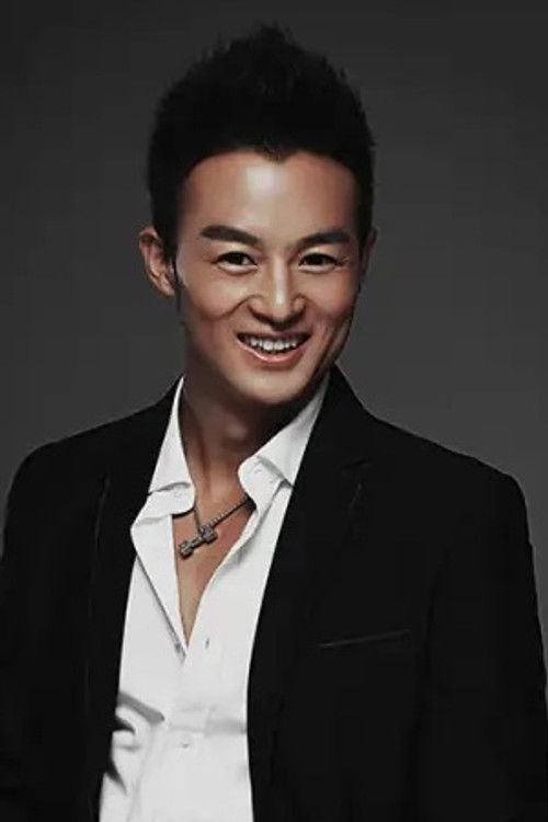 Sheng Yi-Long as bodyguard