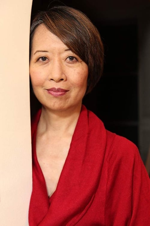 Jeanne Sakata as Jin's Mother