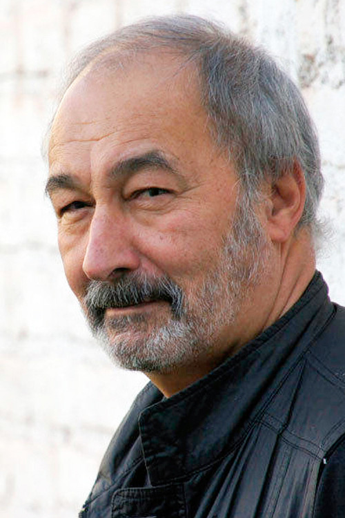 Martín Neglia as Monsieur Rouquaud