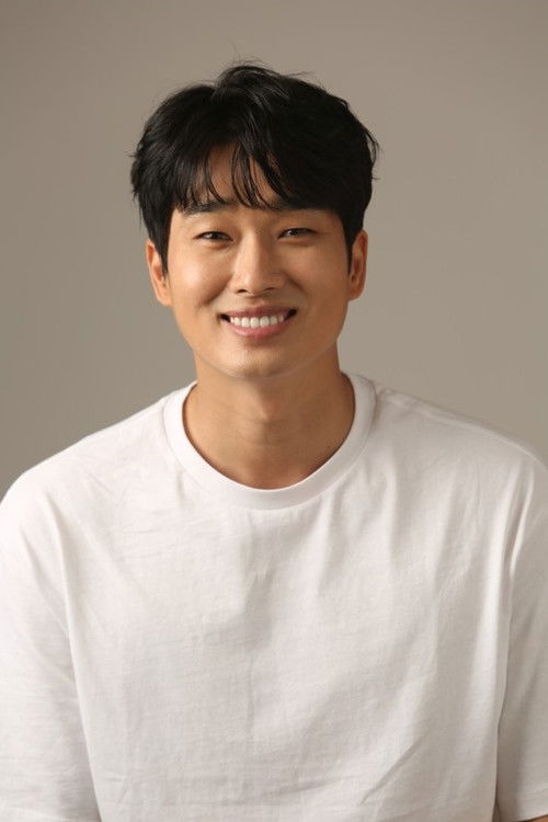 Jeong Ji-cheol as Man