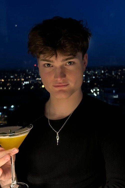 Matthew Moorhouse as Matt