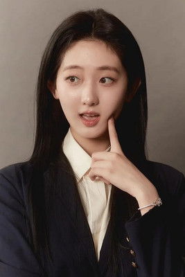 Qu Meng Ting as Dong Qiu Fen