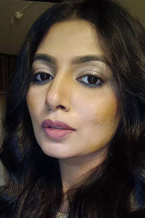 Ruta Kale as Ira Jaideo Aamonkar