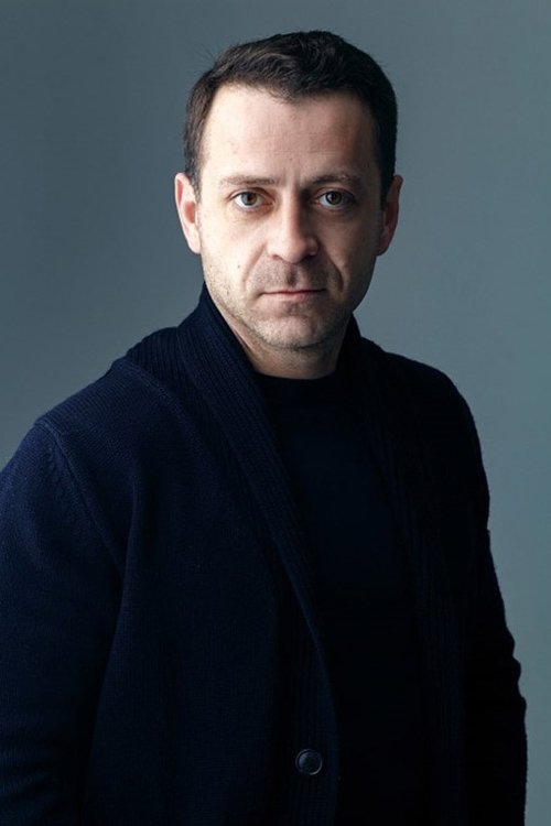 Akhmed Esmurziev as Armen