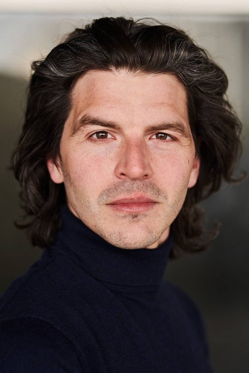 Rasmus Max Wirth as Daniel