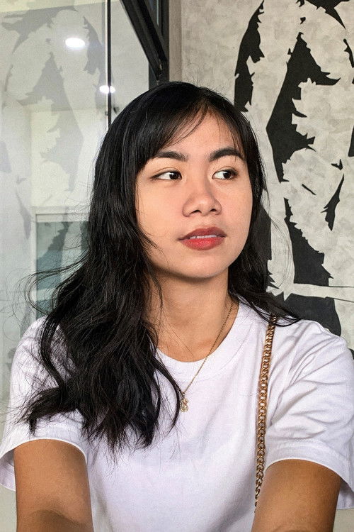 Daniela Kuizon as Narrator