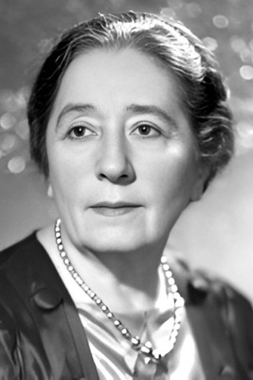 Gabrielle Fontan as Religious (uncredited)