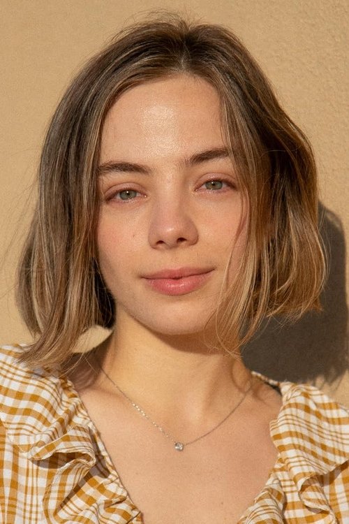 Mary Leeholland as Jamie Clark