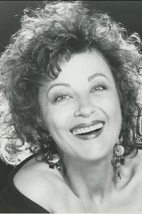 Udana Power as Mariette