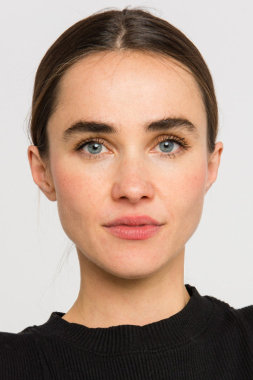 Patrycja Widlak as Buse