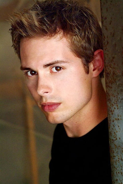 Daniel Kountz as Marvin