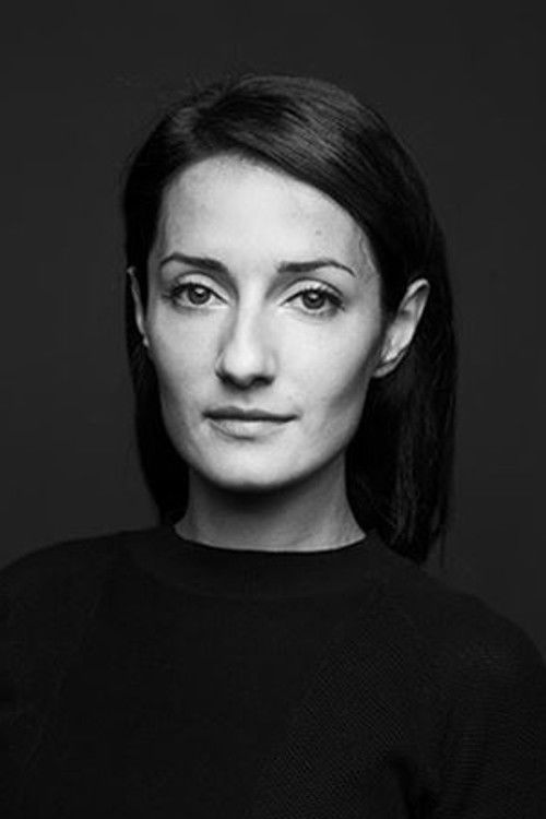 Marall Nasiri as Maryam