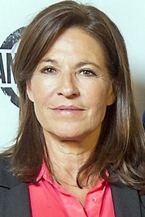 Linda Laursen as Birthe