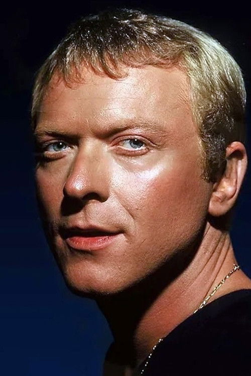 David Christie as Engländer