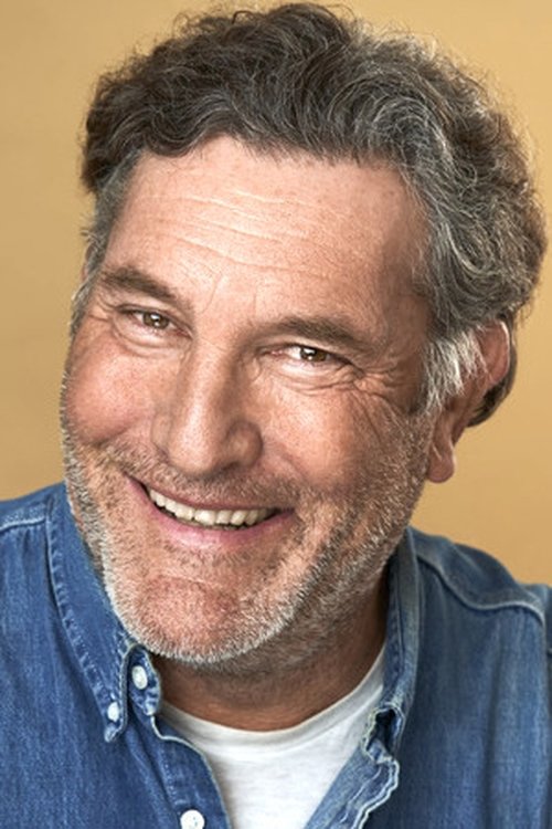 Daniel Riordan as Lieutenant Colonel Shelton