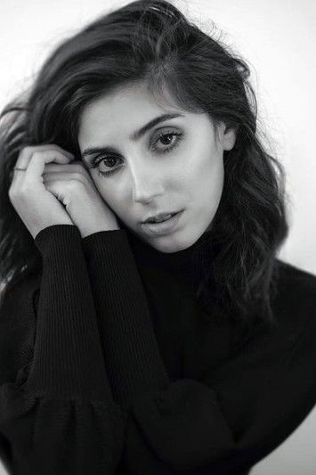 Zoe Hochbaum as Martina