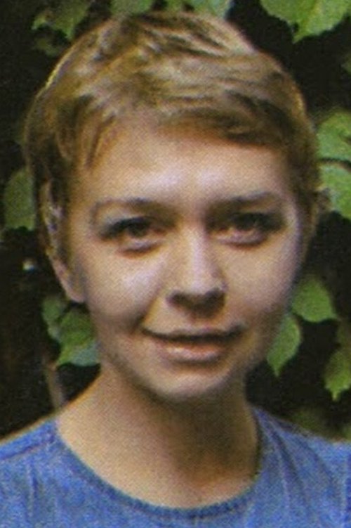 Nadezhda Kozhushanaya as Cleaner