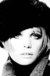 Caroline de Bendern as 