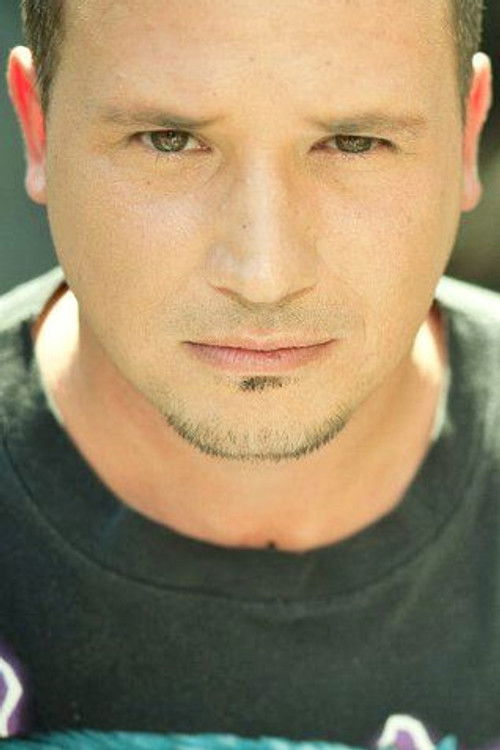 Christian Laveau as Chanteur Wendat