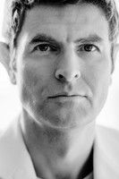 Herbert Knötzl as Postler