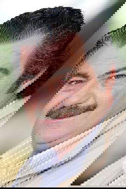 Mimmo Mignemi as Vice questore