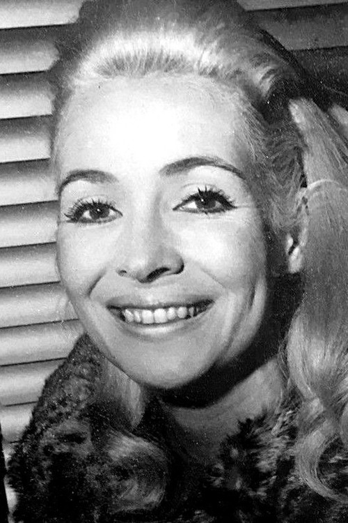 Jacqueline Monsigny as Laura Boisselier (segment "Le Vison")