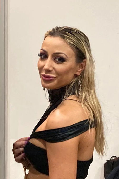 Miljana Popović as Coe