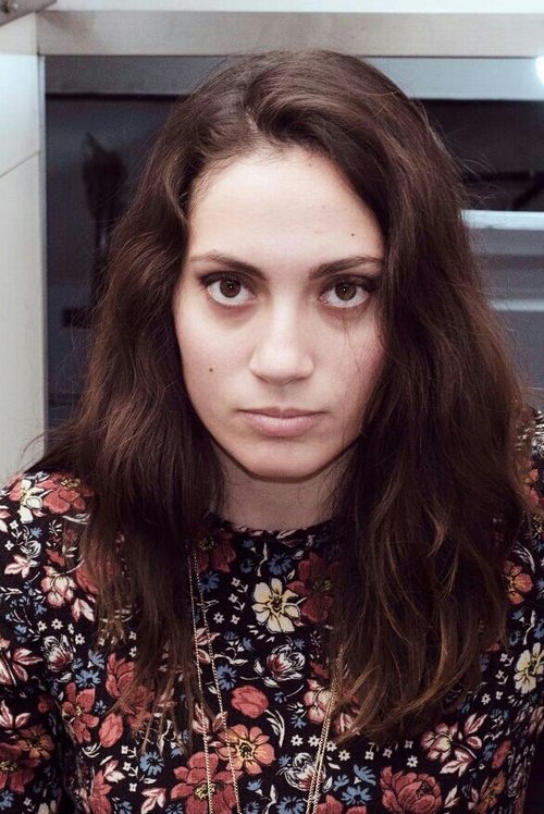 Martha Reyes Arias as Lucía