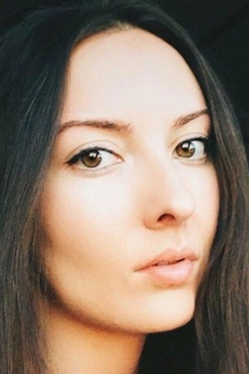 Anastasiya Fomina as Gabriel's lady