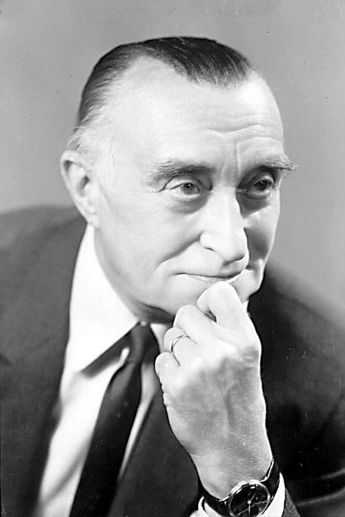 Oldřich Nový as Viktorin