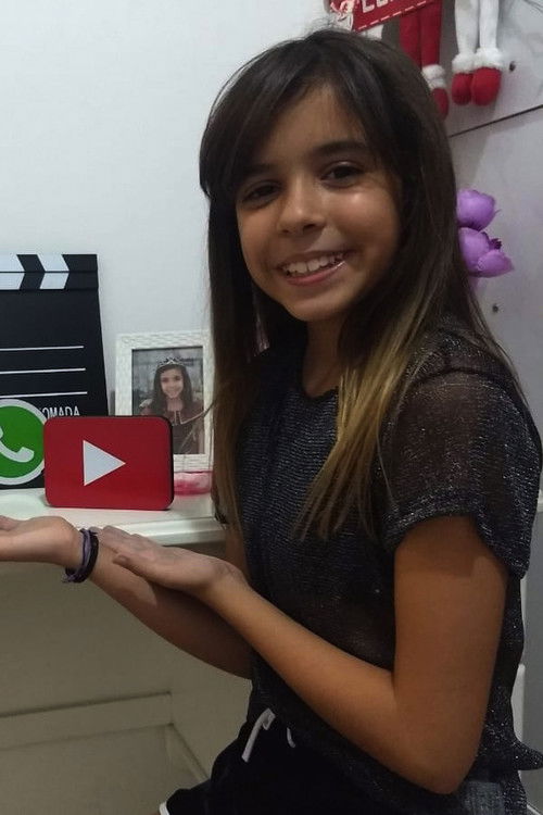 Anne Passos as Antônia