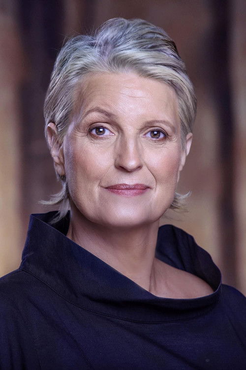 Melee Hutton as 'Mystic' Linda Callaghan