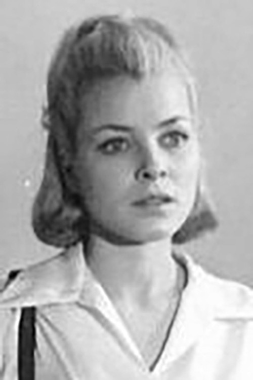 Diane Lepvrier as Martine