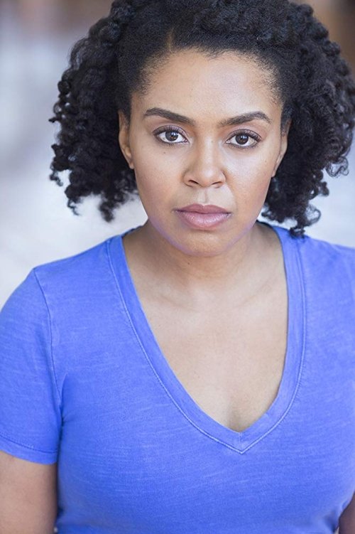 Melanie Loren as Unattainable Sister