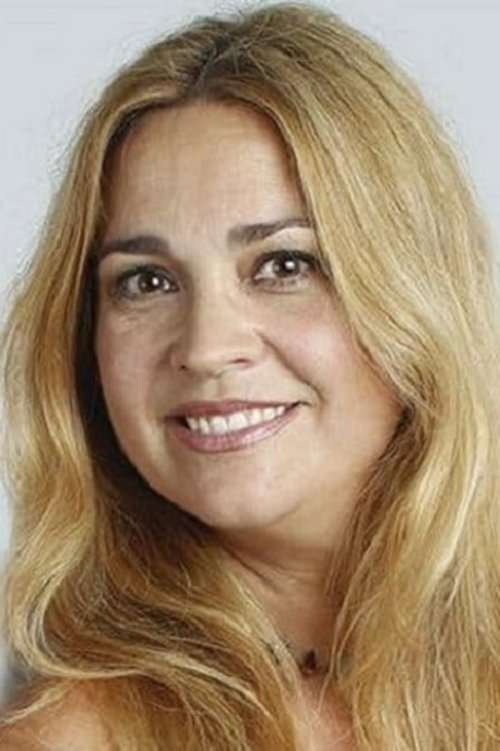 Loreto Valverde as Rosa