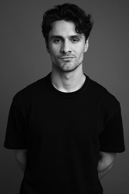 Amadeus Gustafsson as Roman