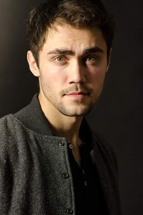 Max Montesi as Richie
