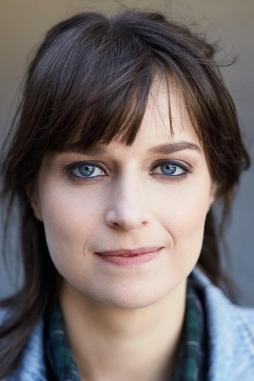 Abigail King as Jemma