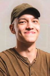 Joose Kääriäinen as Joona