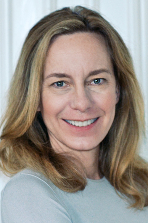 Sophie Tolstoy as Miss Zeijlon