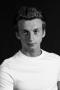 Orlando Vauthier as Jules