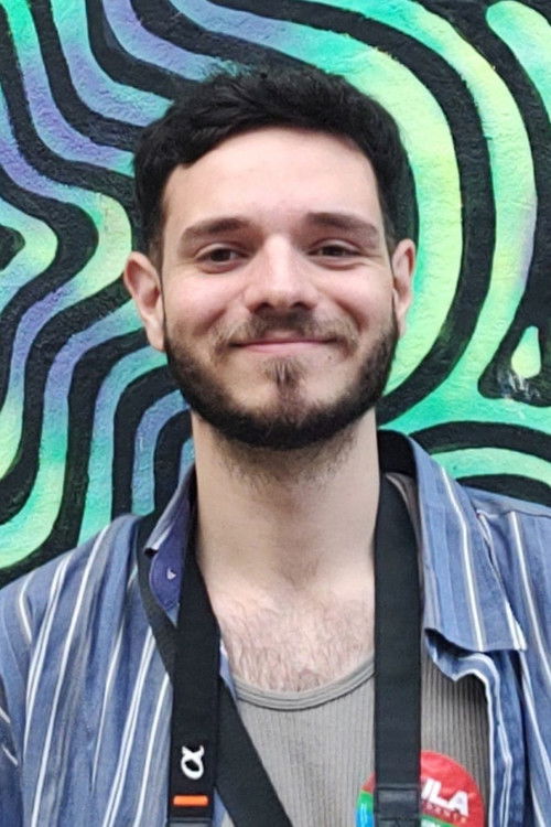 João Togeiro as Carlos