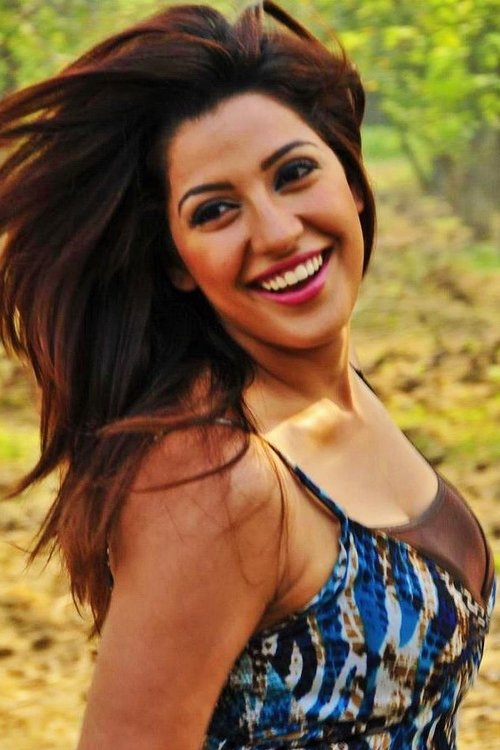 Neetu Singh as Shanno 'Thandedar'