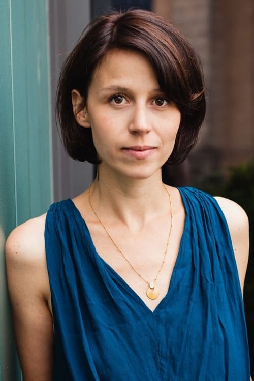 Aude-Laurence Clermont Biver as Chan (voice)