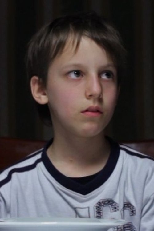 Márton Csukás as Tibi