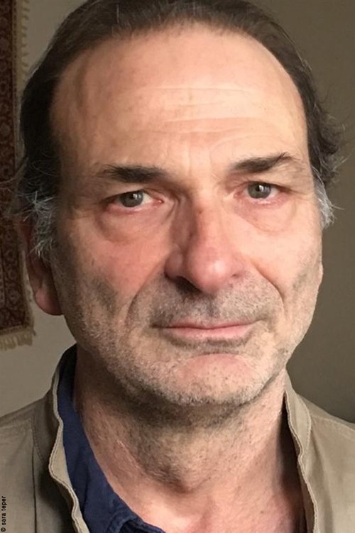 Claude Guyonnet as André