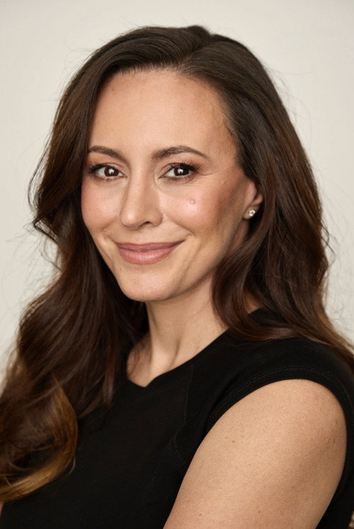 Robin Bilardello as Mom